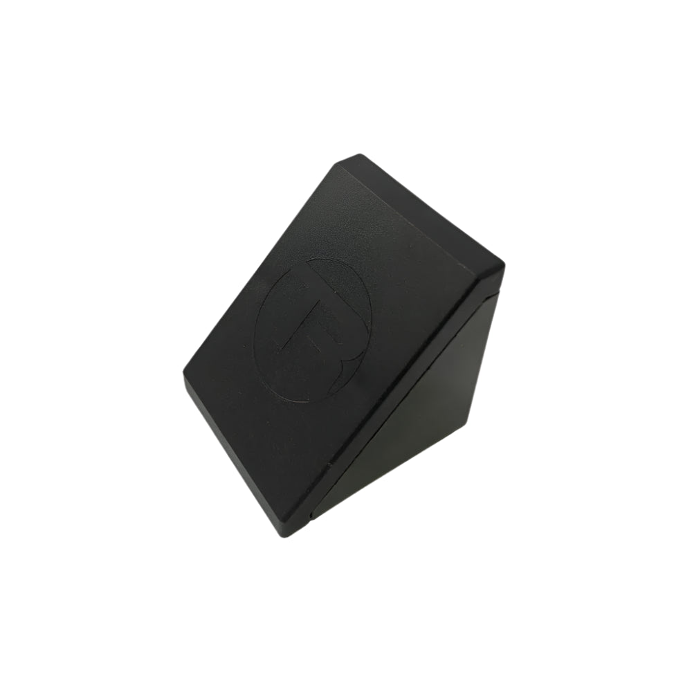 40mm 8mm Slot Aluminium Corner Bracket & Cap  for Sim Racing on Player1 Sim Gear